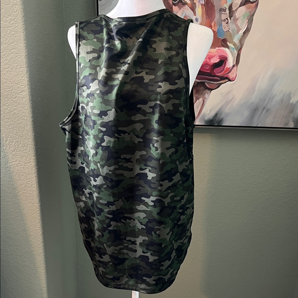 BYLT Basics Green Camo Sleeveless Tank - Picture 4 of 7